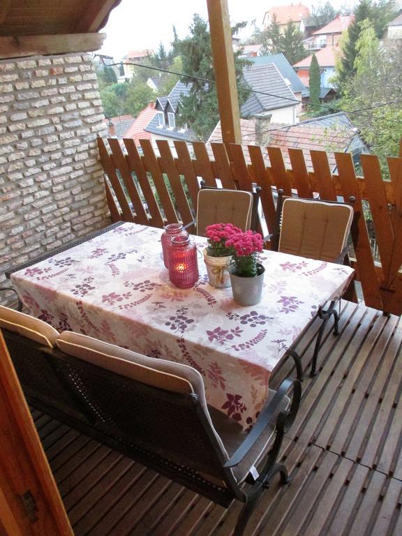 Mediterran Apartman ペーチ エクステリア 写真