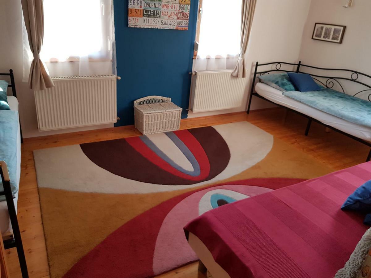 Mediterran Apartman ペーチ エクステリア 写真