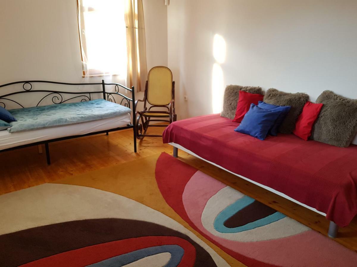 Mediterran Apartman ペーチ エクステリア 写真